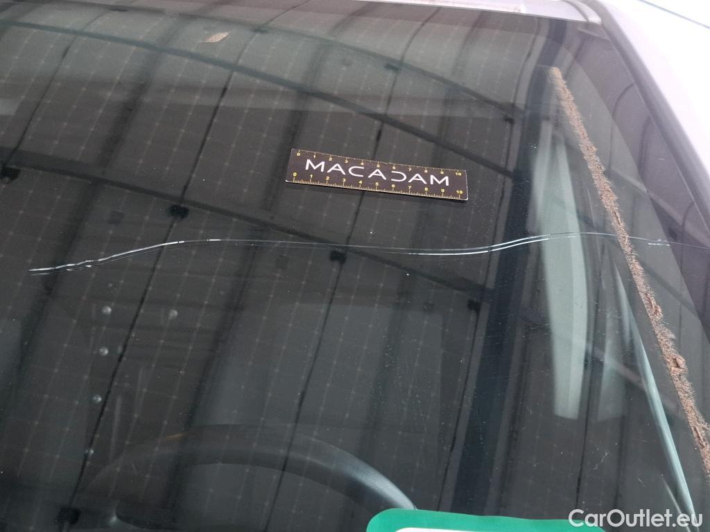  Citroen  Berlingo CITROEN  Van / 2018 / 4P / Fourgonnette Taille M 650kg PureTech 110 S&S BVM #9