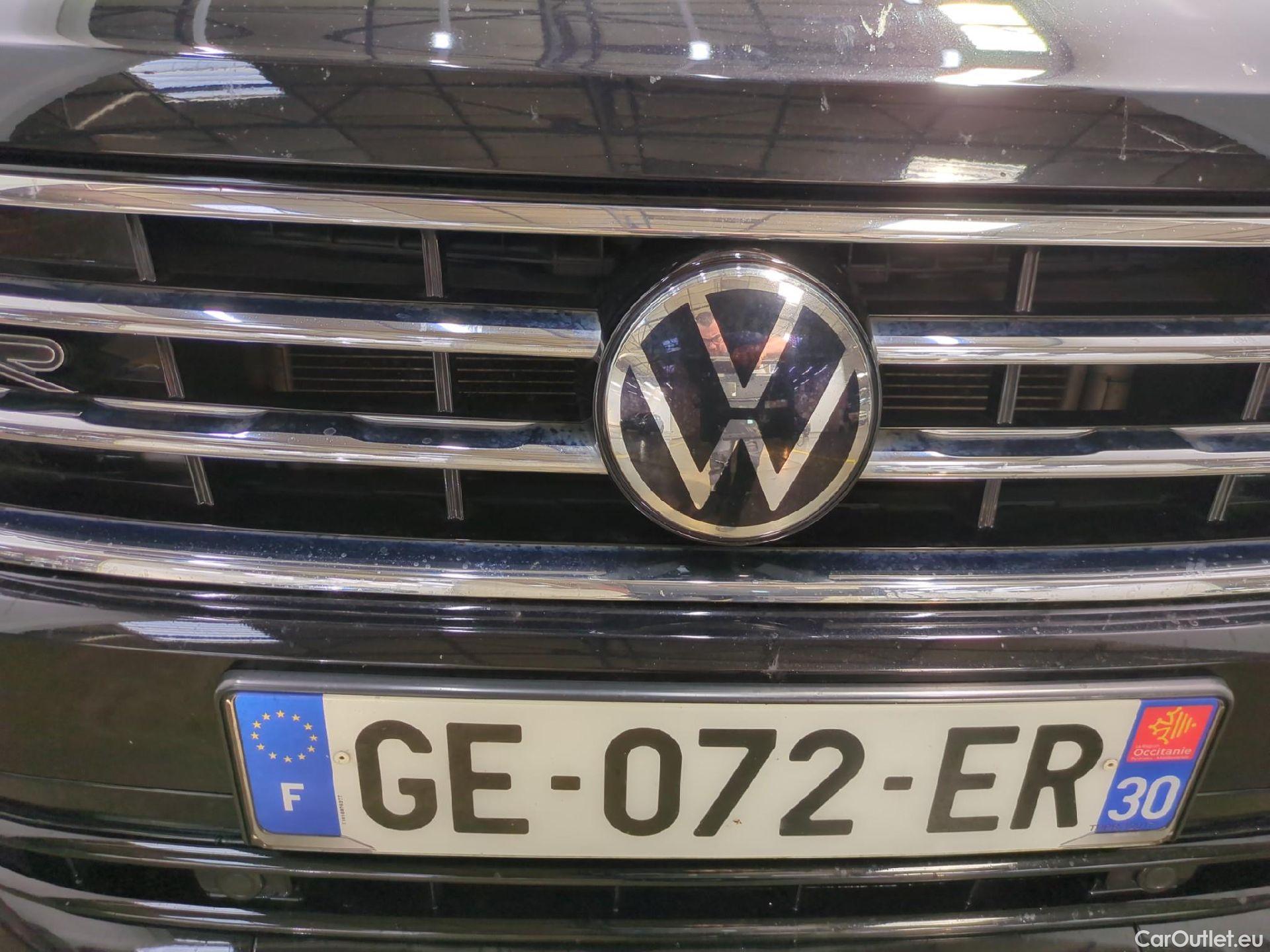  Volkswagen  Tiguan VOLKSWAGEN  / 2020 / 5P / SUV 2.0 TDI 150 DSG7 R-Line #55