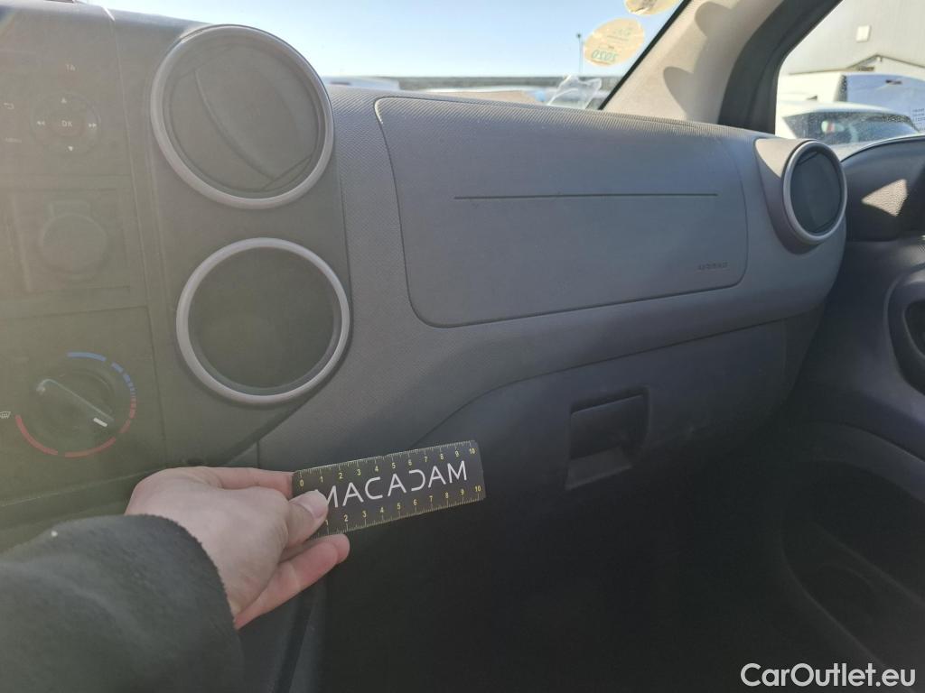  Citroen  Berlingo  Fourgon Club L1 (Court) 1.6 BlueHDi 100CV BVM5 E6 #38