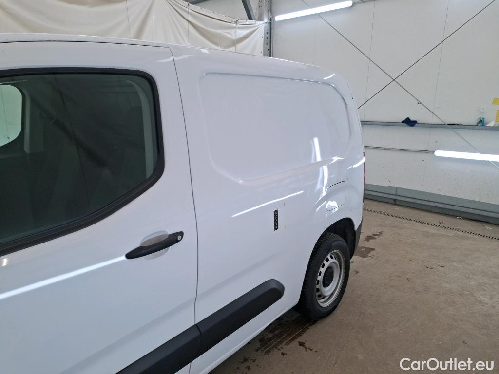  Citroen  Berlingo CITROEN  Van / 2018 / 4P / Fourgonnette Taille M 650kg PureTech 110 S&S BVM #1