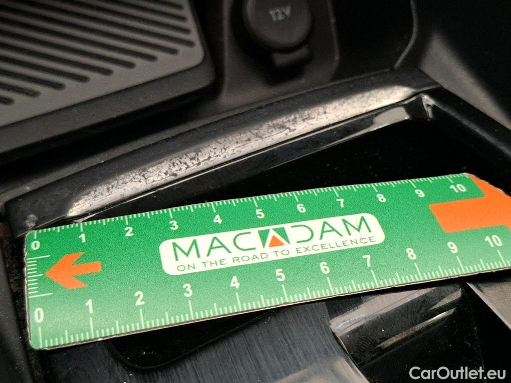  Citroen  C4  Berline Feel Nav Business R 1.5 BlueHDI 130CV BVA8 E6d #9