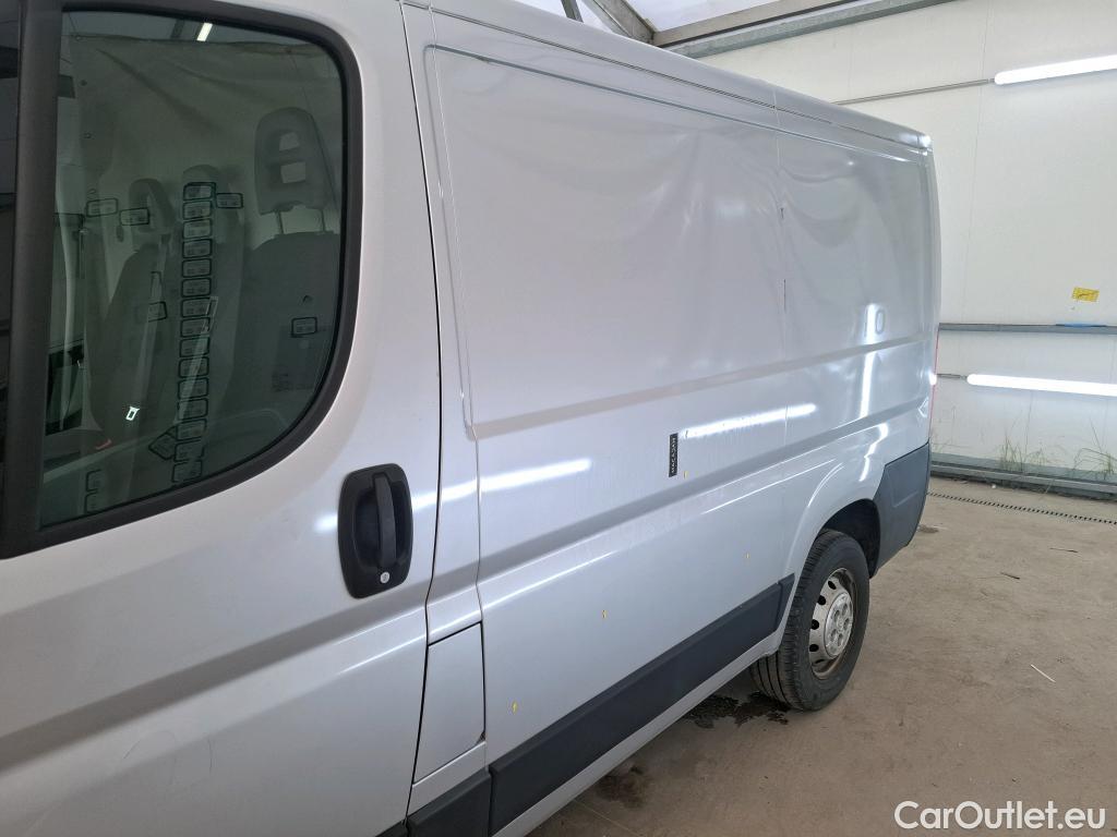  Citroen  Jumper CITROEN  / 2014 / 4P / Fourgon tôlé 30 L1H1 BlueHDi 130 BVM6 Business #1