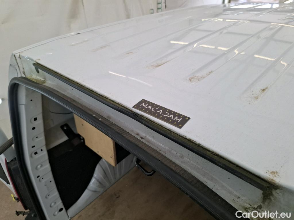  Citroen  Berlingo CITROEN  Van / 2018 / 4P / Fourgonnette Taille M 650kg PureTech 110 S&S BVM #38