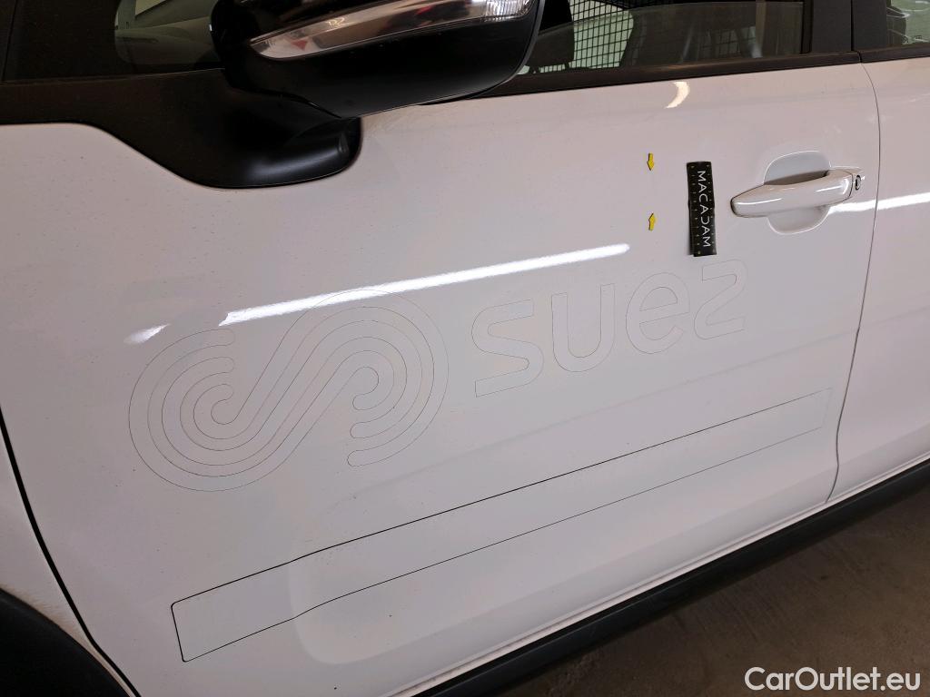  Citroen  C3  Société Feel 1.5 BlueHDI 100CV BVM5 E6dT
 #1