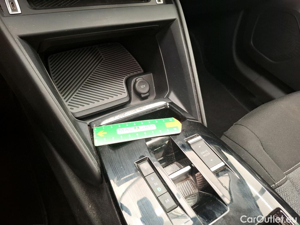  Citroen  C4  Berline Feel Nav Business R 1.5 BlueHDI 130CV BVA8 E6d #8