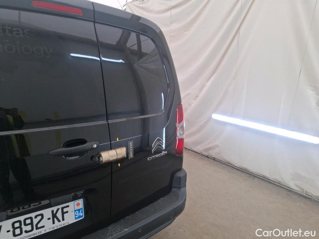  Citroen  Berlingo  Fourgon Club M 1000 1.5 BlueHDi 130CV BVA8 E6dT #24