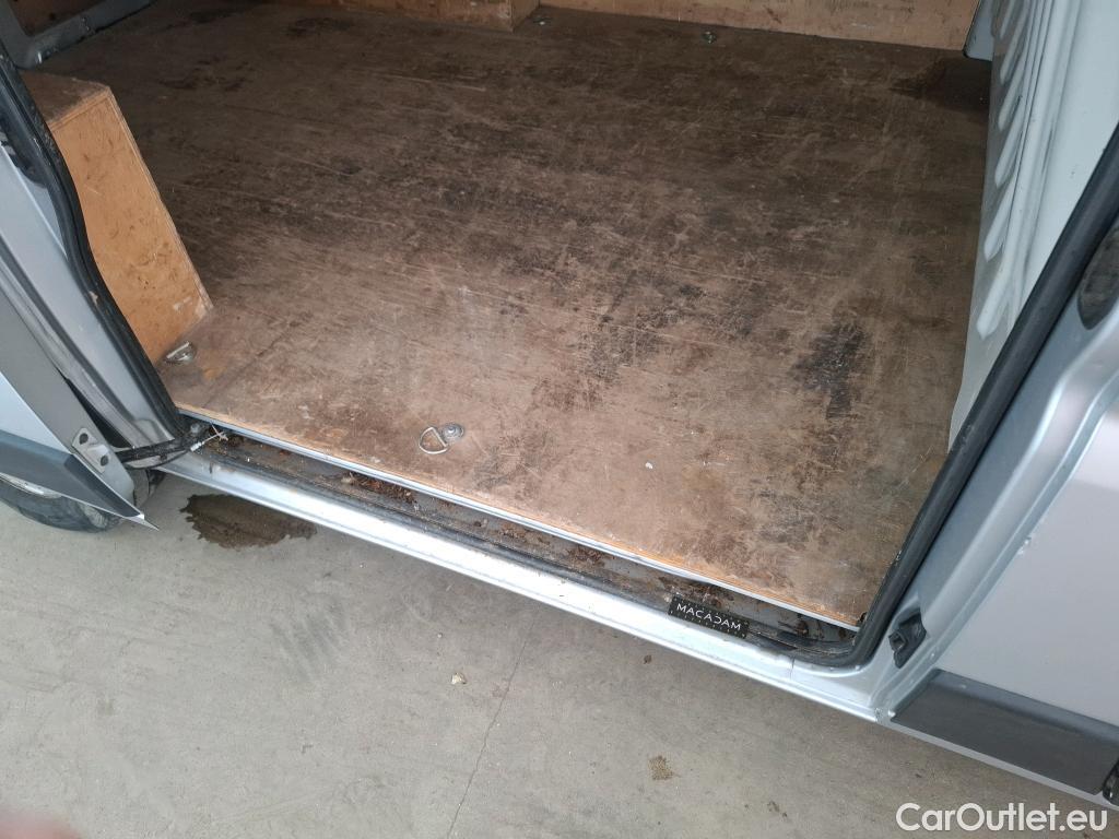  Citroen  Jumper CITROEN  / 2014 / 4P / Fourgon tôlé 30 L1H1 BlueHDi 130 BVM6 Business #53