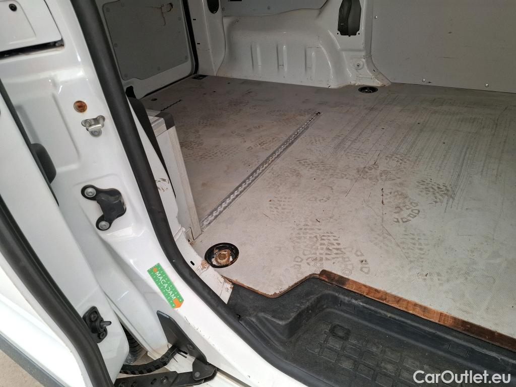  Peugeot  Expert  Fourgon Premium Compact 1.5 HDi 120CV BVM6 E6d #51