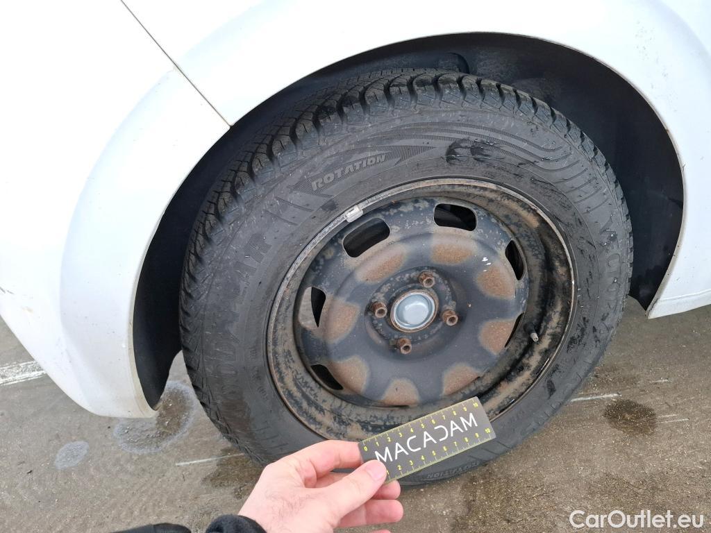  Peugeot  208 PEUGEOT  Affaire VU 5p Berline 1.6 BlueHDi 75 PACK CLIM #27