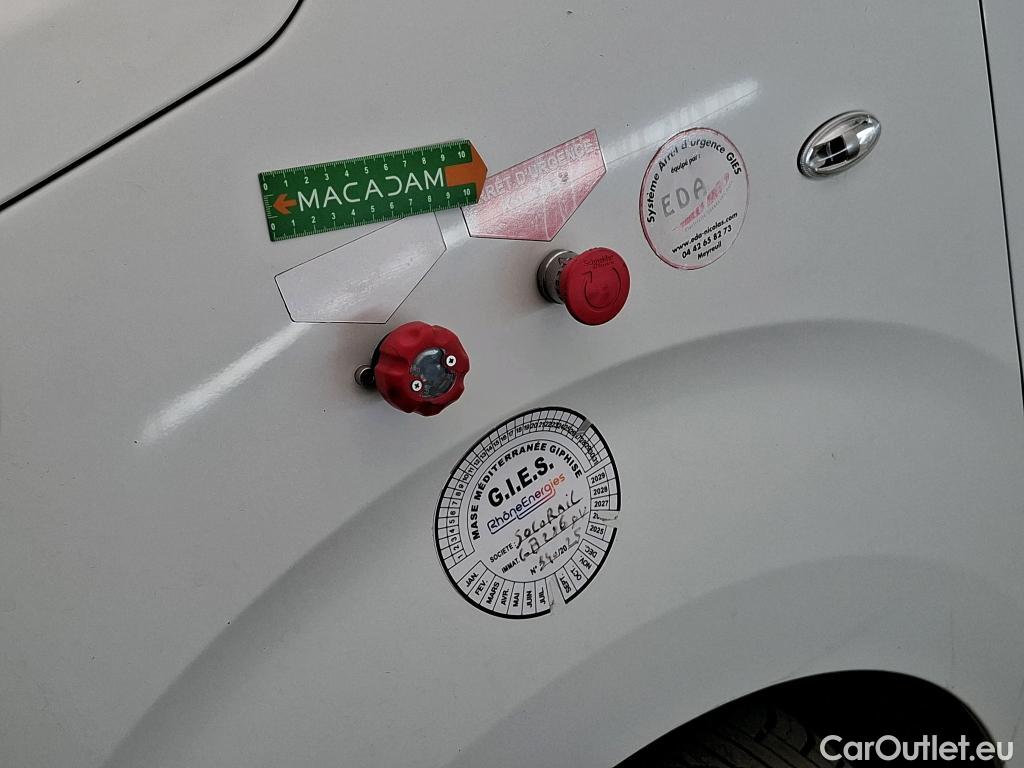  Peugeot  Expert  Fourgon Premium Compact 1.5 HDi 120CV BVM6 E6d #2