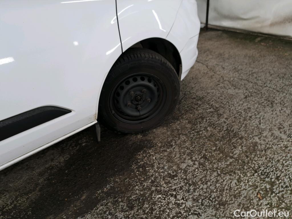  Ford  Transit FORD  Custom / 2018 / 4P / Fourgon tôlé 2.0 ECOBLUE 130 320 L2H1 AUTO TREND BUS #21