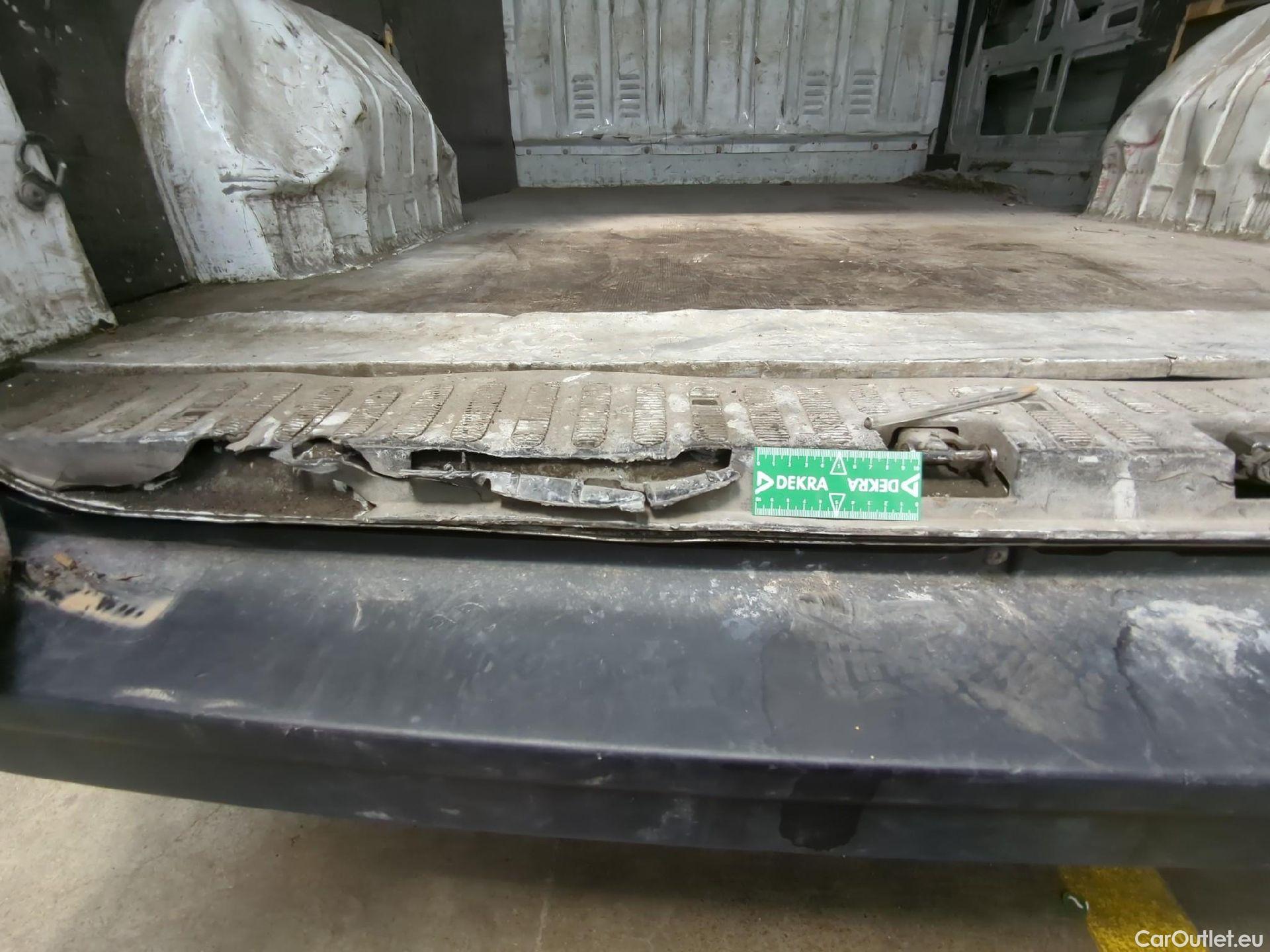  Nissan  NV400 NISSAN  VU 4p Fourgon L1H2 2.3 DCI 125 3300 Acenta #25