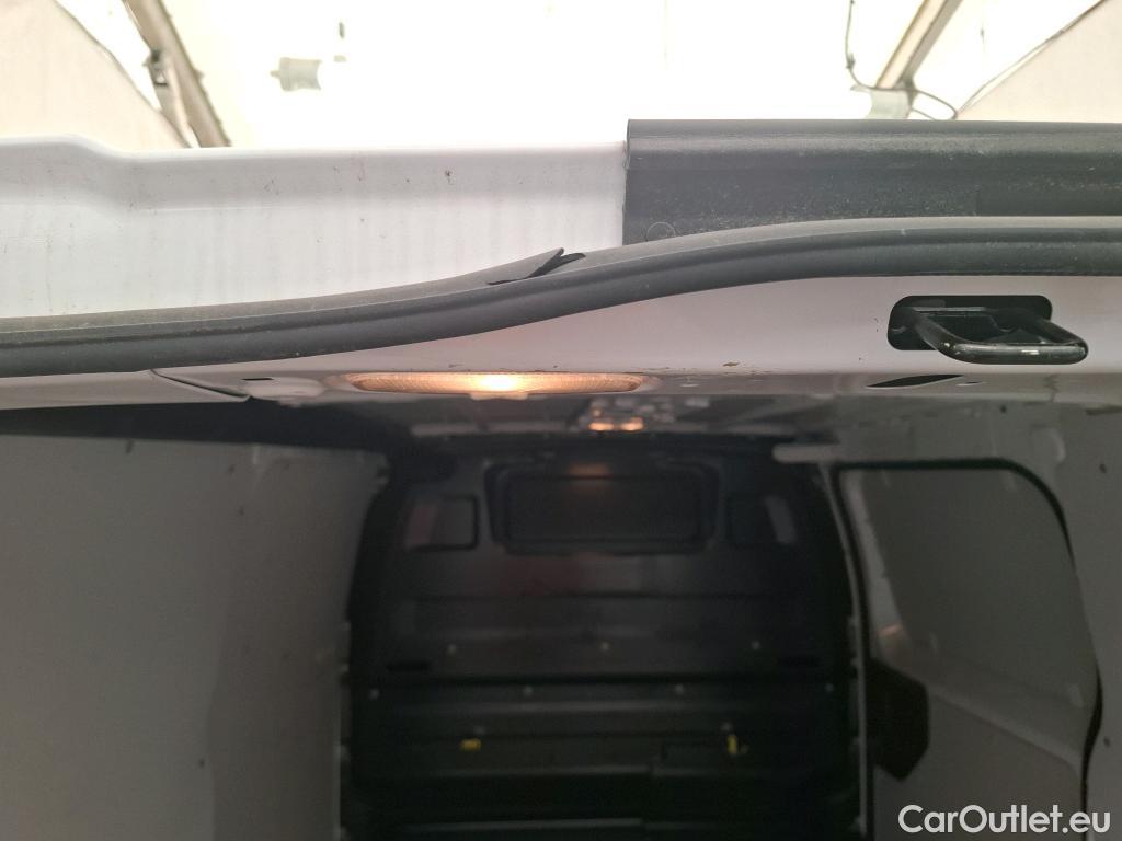  Fiat  Scudo FIAT  / 2021 / 4P / Fourgon tôlé 1.5 Mjet3 120ch 5.3 Standard Pro Lounge #13