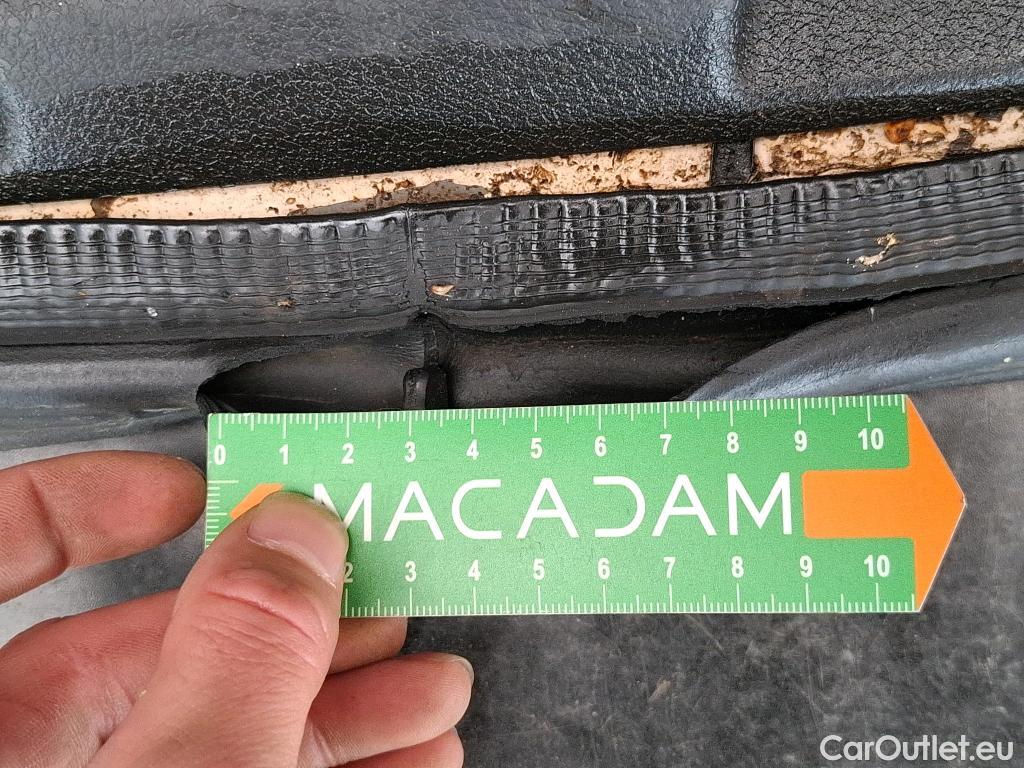  Peugeot  Expert  Fourgon Premium Compact 1.5 HDi 120CV BVM6 E6d #54