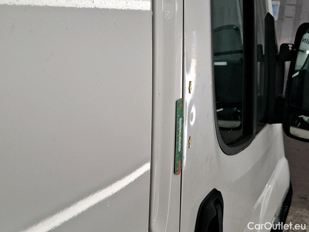  Citroen  Jumper CITROEN  / 2014 / 4P / Fourgon tôlé 33 L1H1 BlueHDi 120 S&S BVM6 Club #60