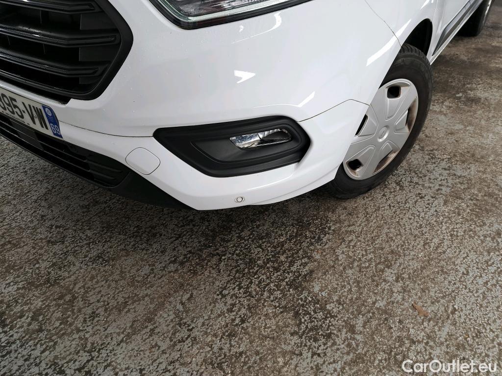  Ford  Transit FORD  Custom / 2018 / 4P / Fourgon tôlé 2.0 ECOBLUE 130 320 L2H1 AUTO TREND BUS #3