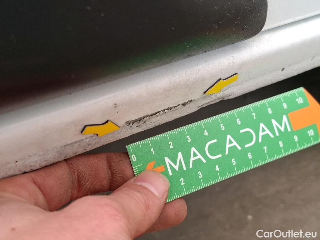  Peugeot  Expert  Fourgon Premium Compact 1.5 HDi 120CV BVM6 E6d #42