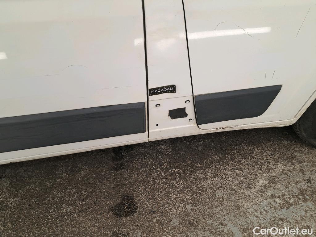  Citroen  Jumper CITROEN  / 2014 / 4P / Fourgon tôlé 33 L1H1 BlueHDi 110 BVM6 Club #84