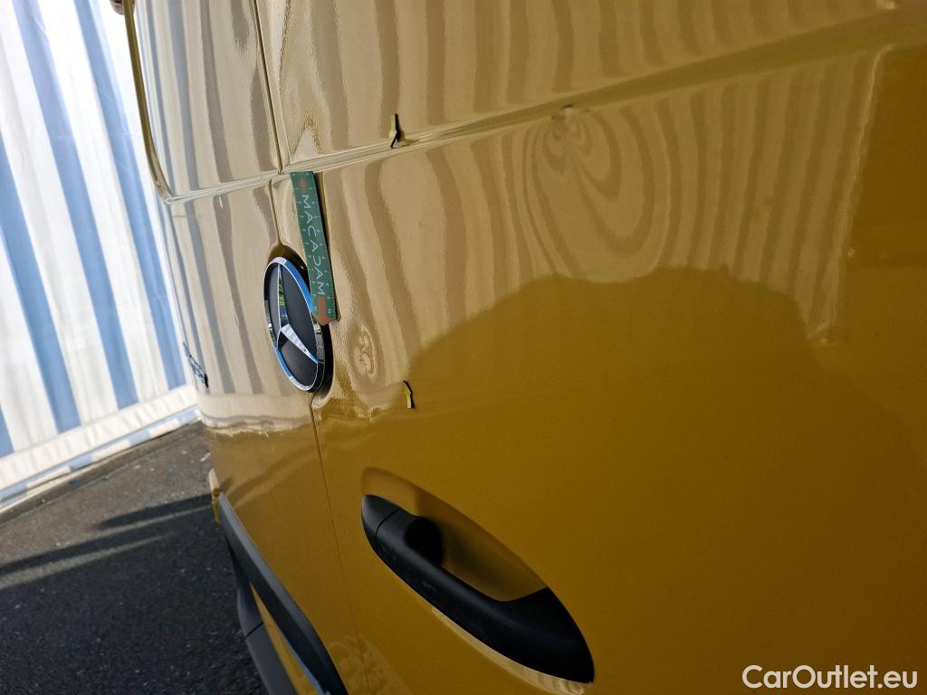  Mercedes  Sprinter MERCEDES-BENZ  / 2018 / 4P / Fourgon tôlé 314 CDI Emp 3665 3.5T #23