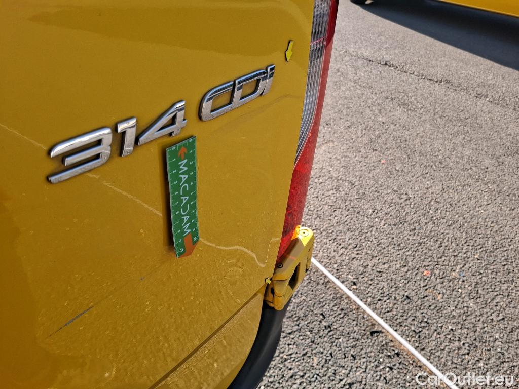  Mercedes  Sprinter MERCEDES-BENZ  / 2018 / 4P / Fourgon tôlé 314 CDI Emp 3665 3.5T #21