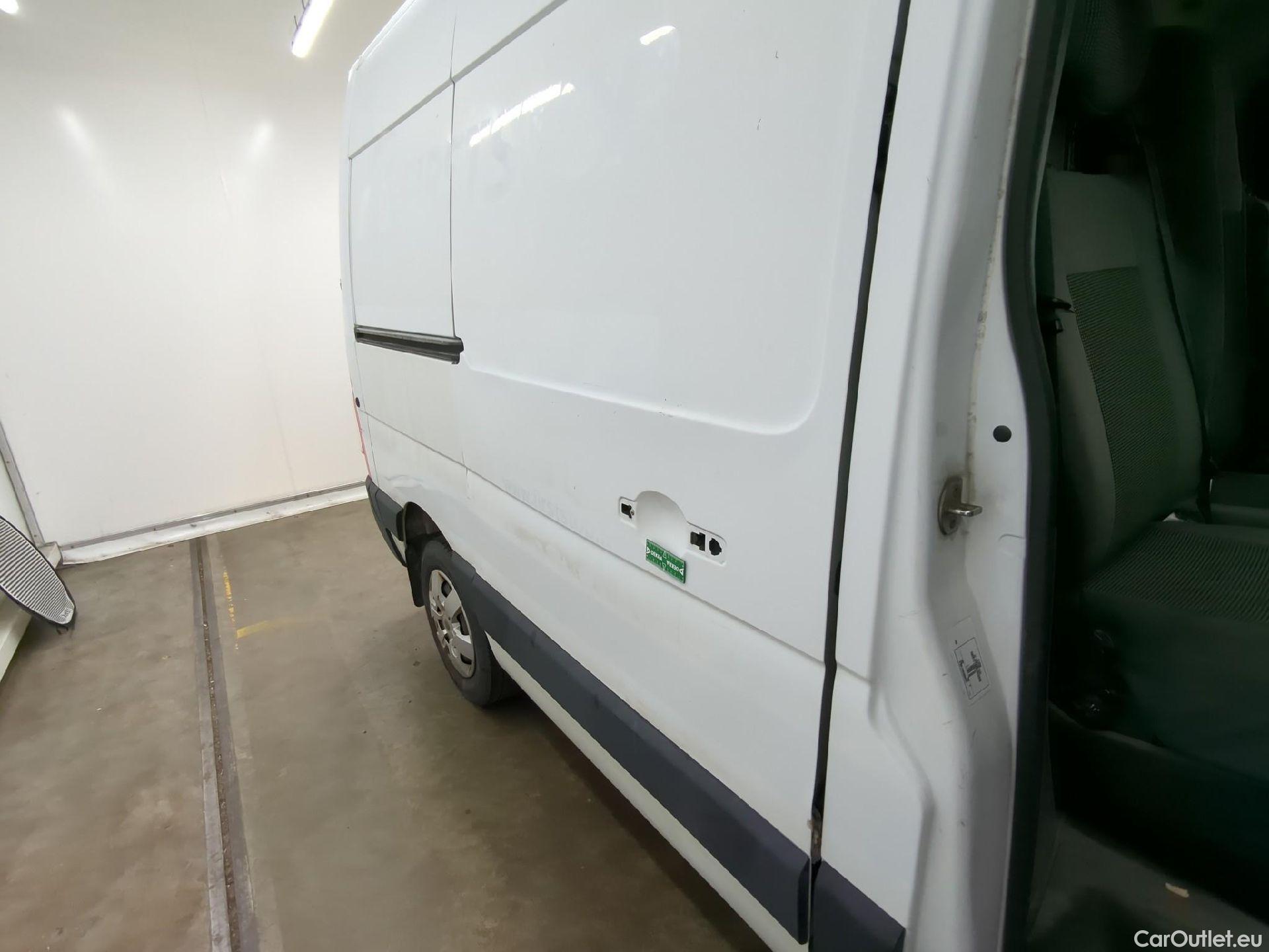  Nissan  NV400 NISSAN  VU 4p Fourgon L1H2 2.3 DCI 125 3300 Acenta #29