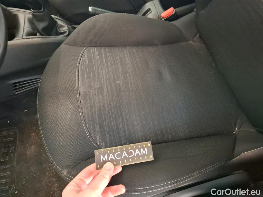  Peugeot  208 PEUGEOT  Affaire VU 5p Berline 1.6 BlueHDi 75 PACK CLIM #32