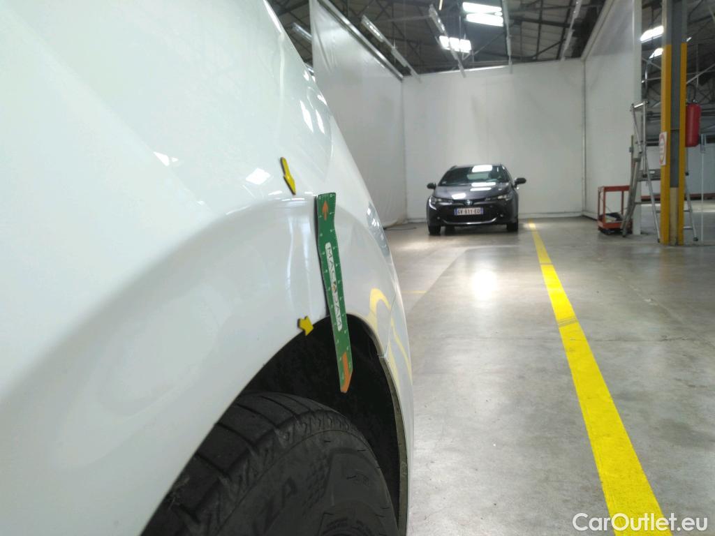  Peugeot  208  Affaire Premium Pack 1.5 HDi 100CV BVM5 E6dT #26