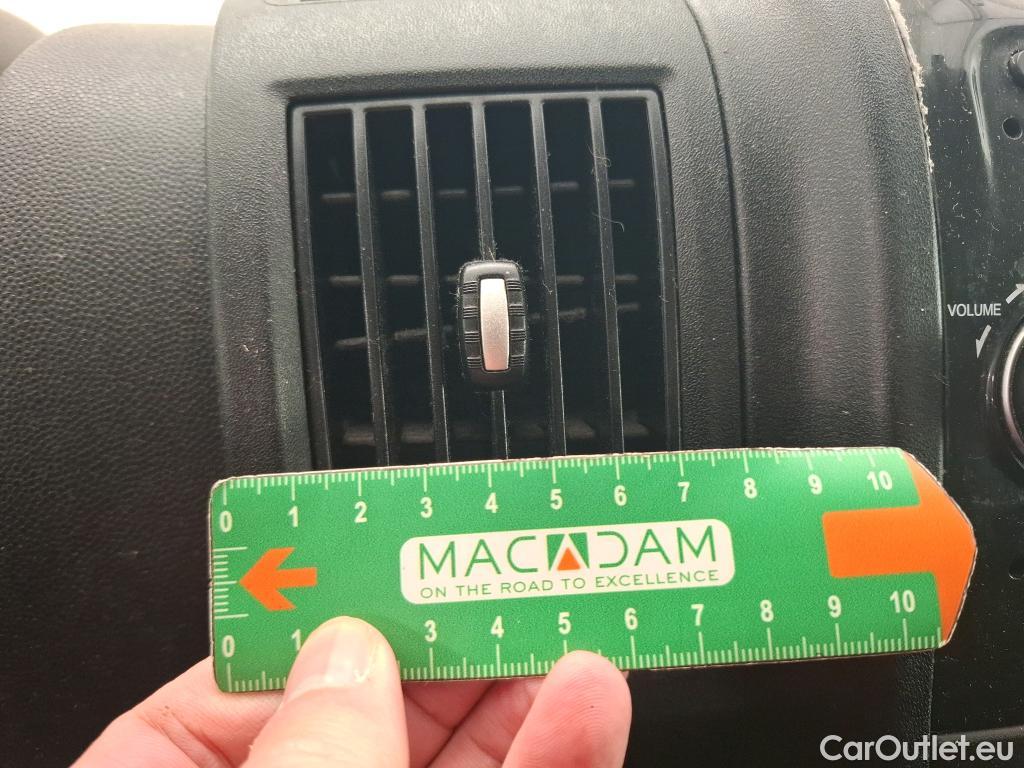  Peugeot  Boxer PEUGEOT  VU 4p Fourgon BLUEHDI 110 PREMIUM PACK 330 L1H1 #38