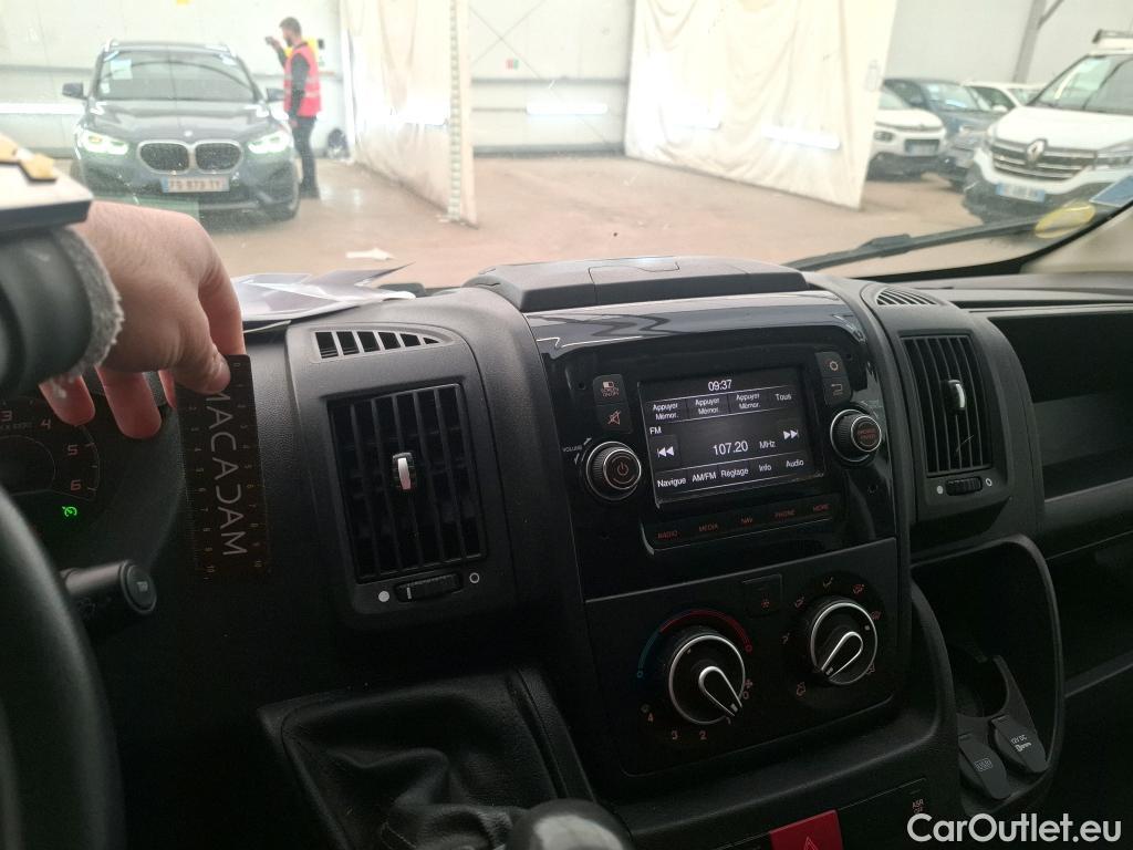  Citroen  Jumper CITROEN  / 2014 / 4P / Fourgon tôlé 30 L1H1 BlueHDi 130 BVM6 Business #65