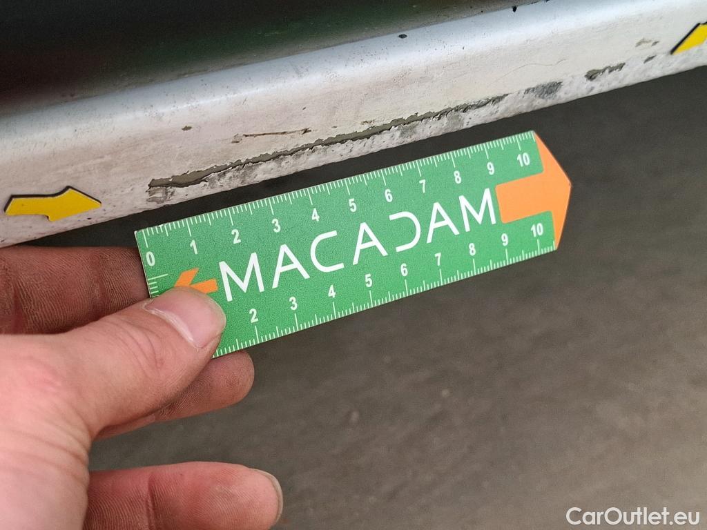  Peugeot  Expert  Fourgon Premium Compact 1.5 HDi 120CV BVM6 E6d #40