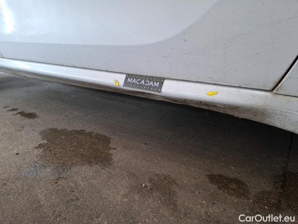  Peugeot  208 PEUGEOT  Affaire VU 5p Berline 1.6 BlueHDi 75 PACK CLIM #8