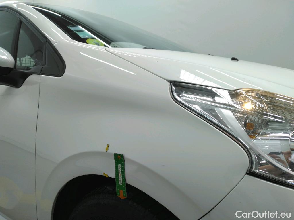  Peugeot  208  Affaire Premium Pack 1.5 HDi 100CV BVM5 E6dT #24