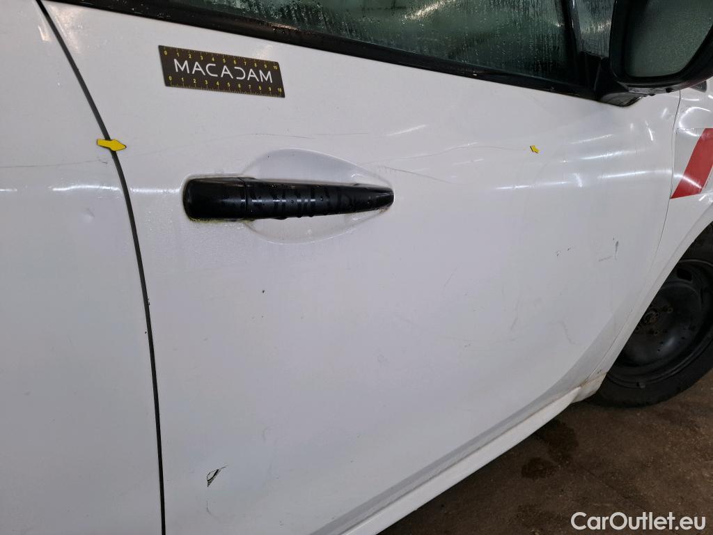  Peugeot  208 PEUGEOT  Affaire VU 5p Berline 1.6 BlueHDi 75 PACK CLIM #10