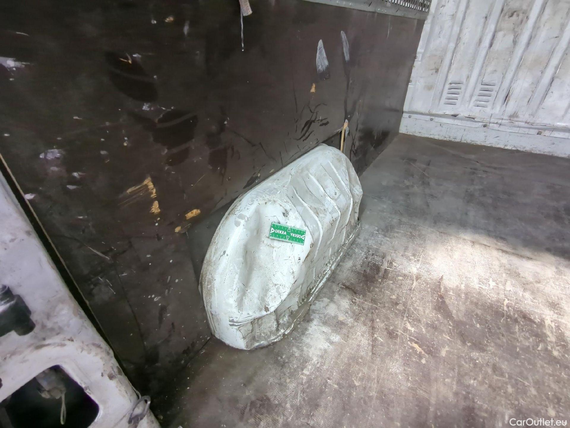  Nissan  NV400 NISSAN  VU 4p Fourgon L1H2 2.3 DCI 125 3300 Acenta #20