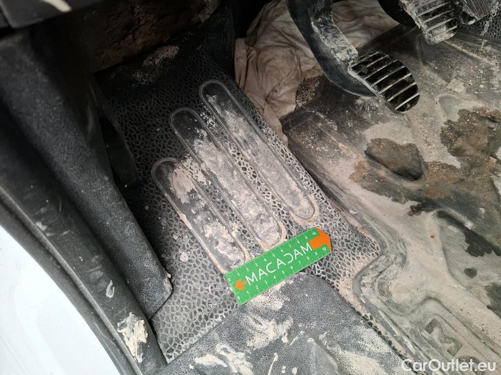  Renault  Master  Fourgon L2H2 3 5 Grand Confort dCi 135CV BVM6 E6dT #108