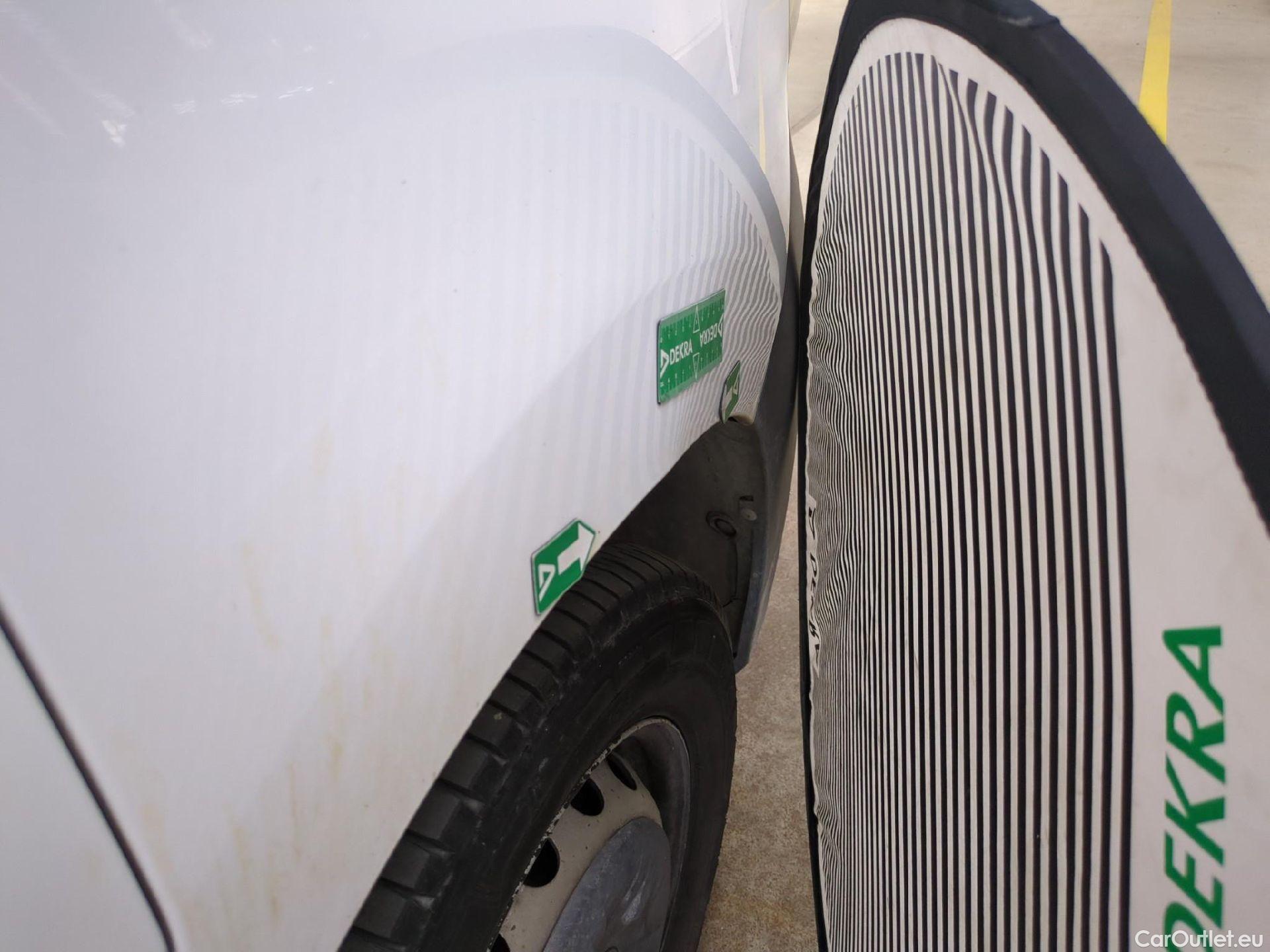  Renault  Master RENAULT  / 2019 / 4P / Fourgon tôlé FG Tr GCF F3500 L2H2 Energy dCi 150 #30