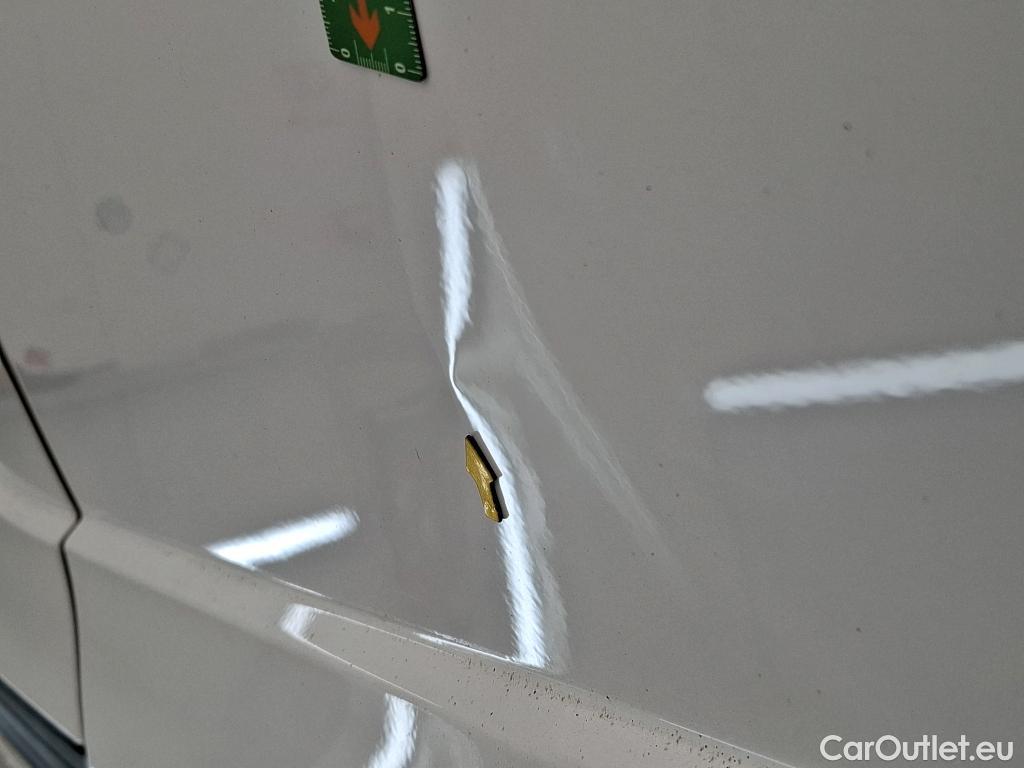  Renault  Kangoo RENAULT  / 2021 / 4P / Fourgonnette EXTRA - BLUE DCI 95 #38