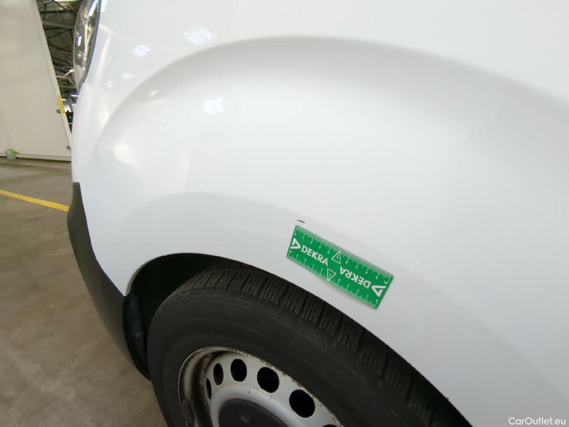  Peugeot  Expert  Fourgon Premium Pack Standard 1.6 HDi 95CV BVM5 E6 #28