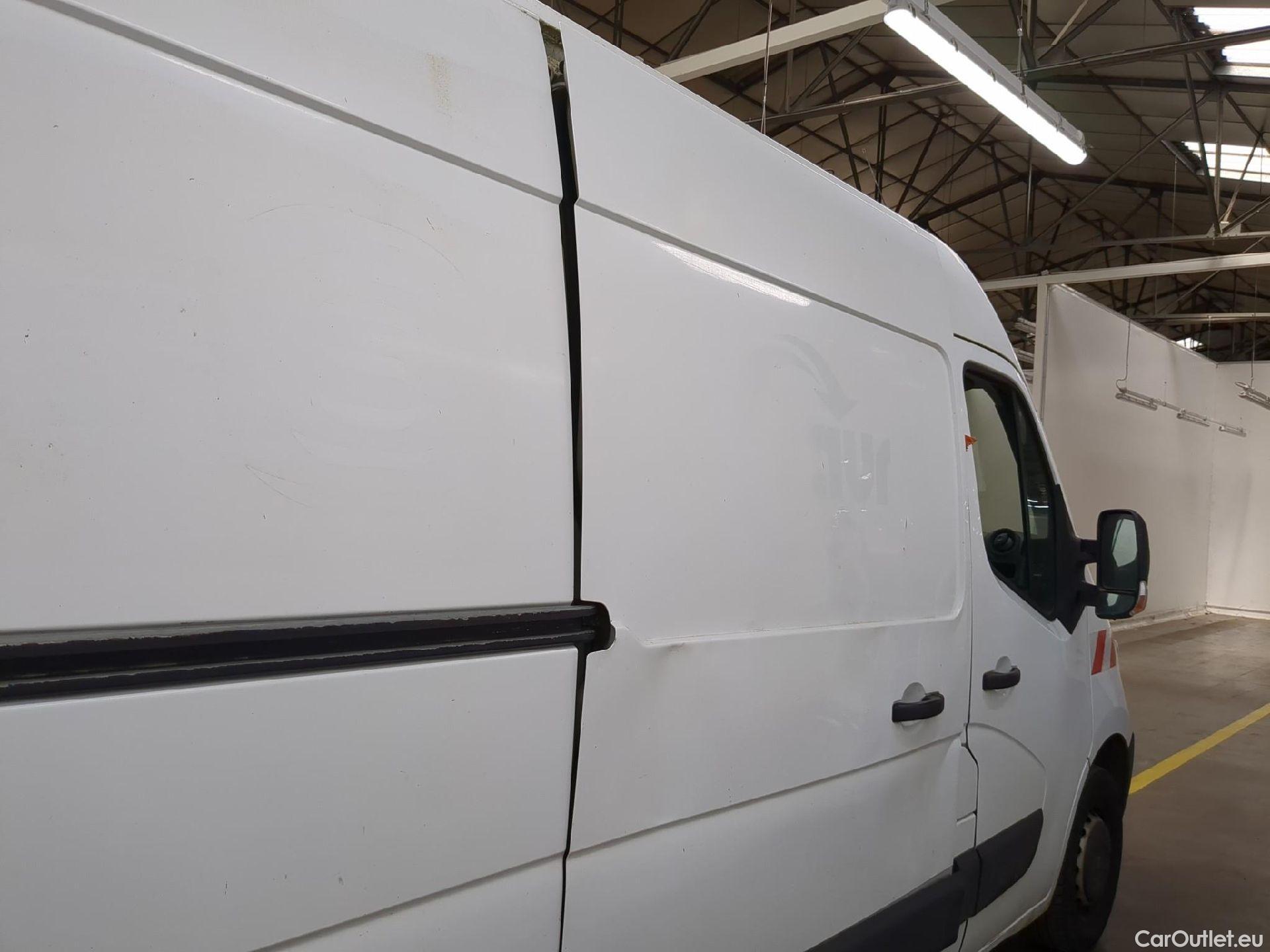  Renault  Master RENAULT  VU 4p Fourgon FG GCf Trac F3500 L2H2 dCi 110 Euro6 #23