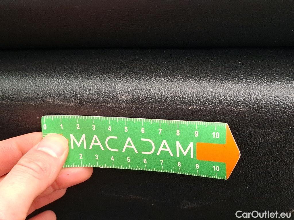  Renault  Megane RENAULT Mégane Société / 2020 / 5P / Berline Air Nav réversible Blue dCi 115 - 21N #9