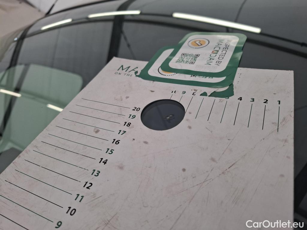  Renault  Master  Fourgon L2H2 3 5 Grand Confort dCi 135CV BVM6 E6dT #12