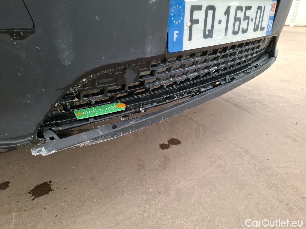  Renault  Master  Fourgon L2H2 3 5 Grand Confort dCi 135CV BVM6 E6dT #27