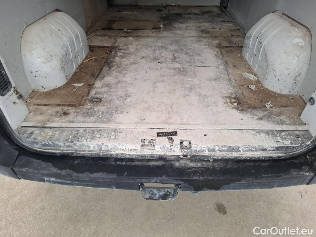  Renault  Master  Fourgon L2H2 3 5 Grand Confort dCi 135CV BVM6 E6dT #78