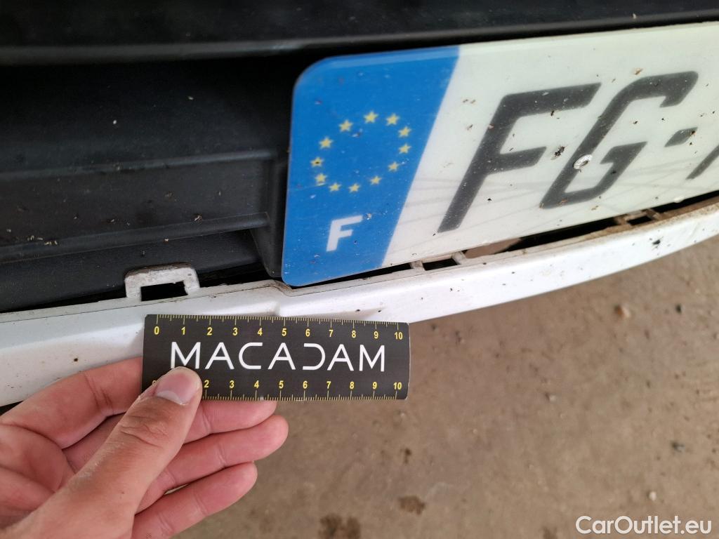  Renault  Clio  IV Air MediaNav 1.5 dCi 75CV BVM5 E6 #30