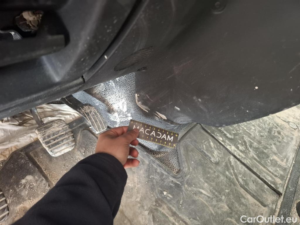  Renault  Master  Fourgon L2H2 3 5 Grand Confort dCi 135CV BVM6 E6dT #99