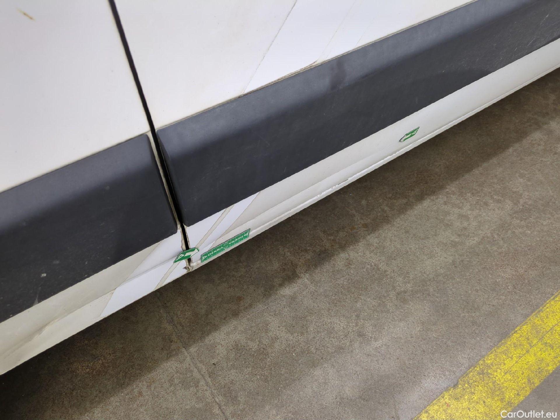  Renault  Master RENAULT  / 2019 / 4P / Fourgon tôlé FG Tr GCF F3500 L2H2 Energy dCi 150 #28