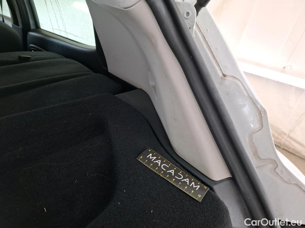  Renault  Clio  IV Air MediaNav 1.5 dCi 75CV BVM5 E6 #19