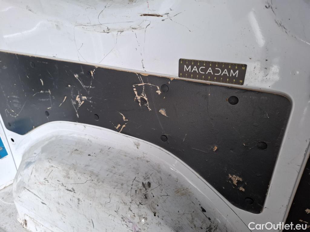  Renault  Kangoo RENAULT  / 2021 / 4P / Fourgonnette EXTRA - BLUE DCI 95 #31