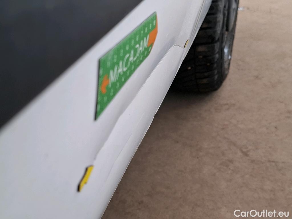  Renault  Master  Fourgon L2H2 3 5 Grand Confort dCi 135CV BVM6 E6dT #2