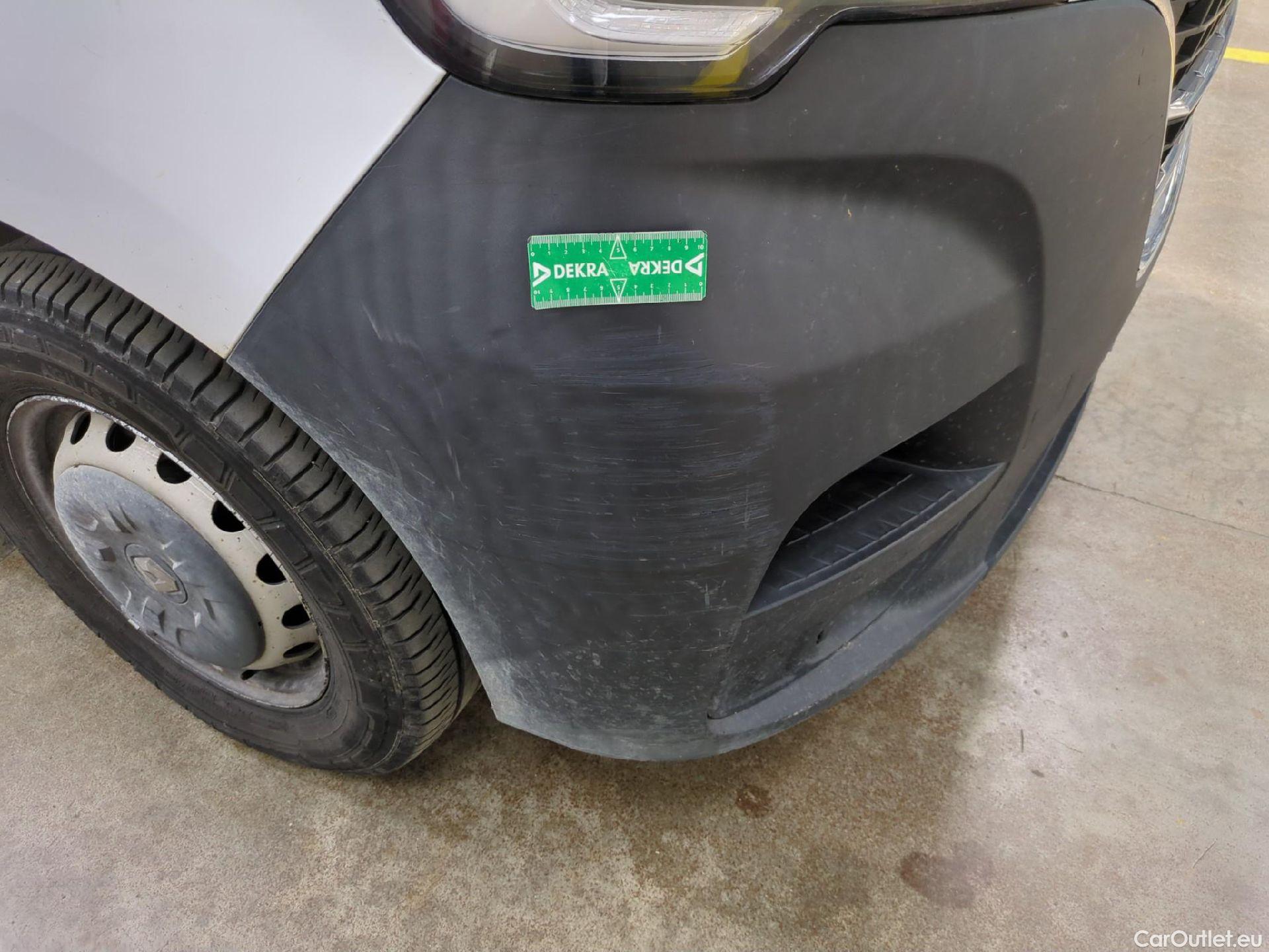  Renault  Master RENAULT  / 2019 / 4P / Fourgon tôlé FG Tr GCF F3500 L2H2 Energy dCi 150 #35